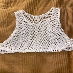 LF EMMA & SAM CROPPED NET TOP